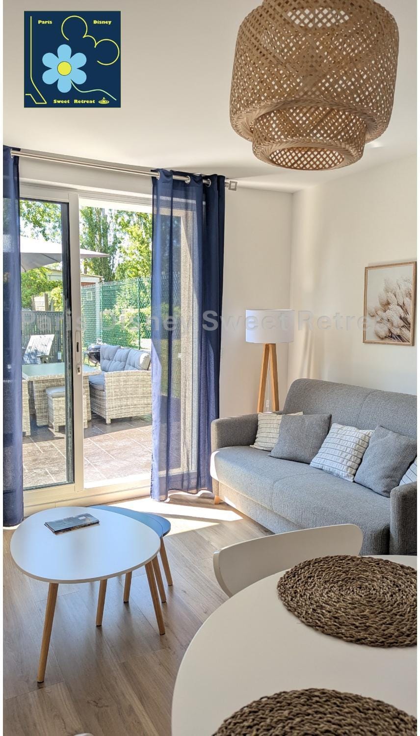 Balcony/Terrace, Living room
