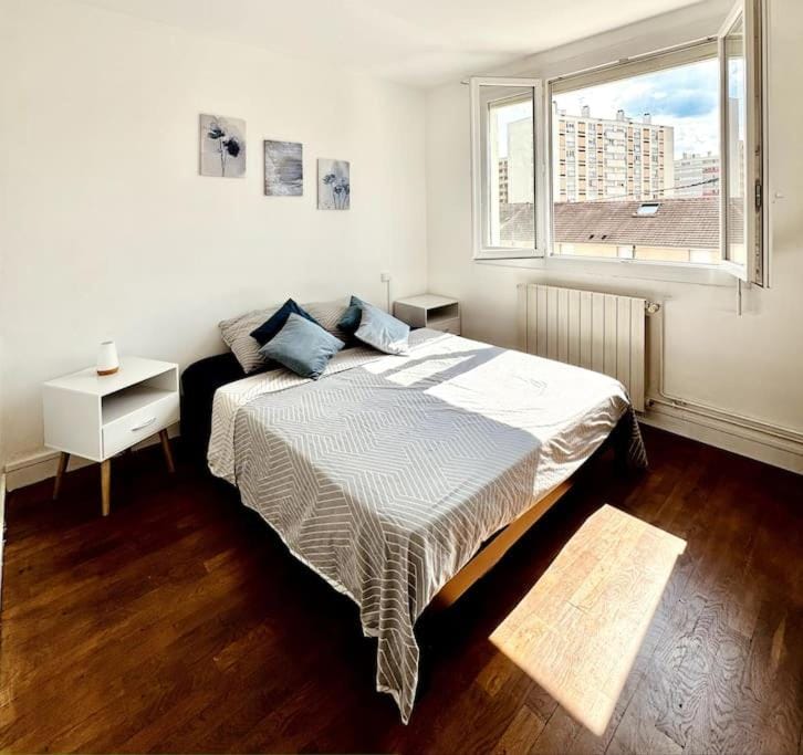 Échappée urbaine Apartment in Bourgogne-Franche-Comté