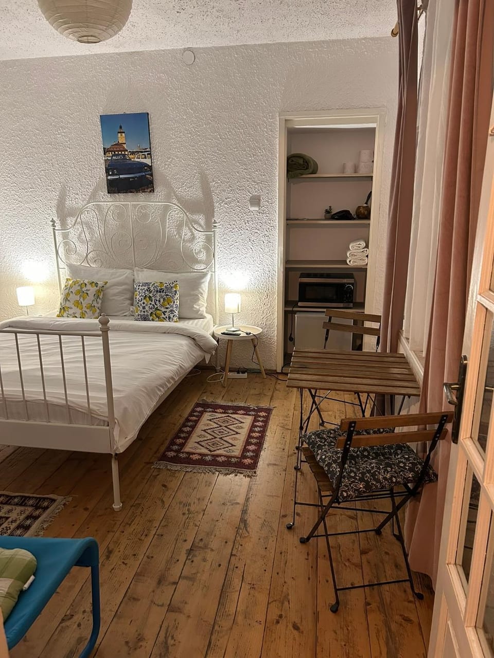 HAVEN Central Studios Apartment in Brasov