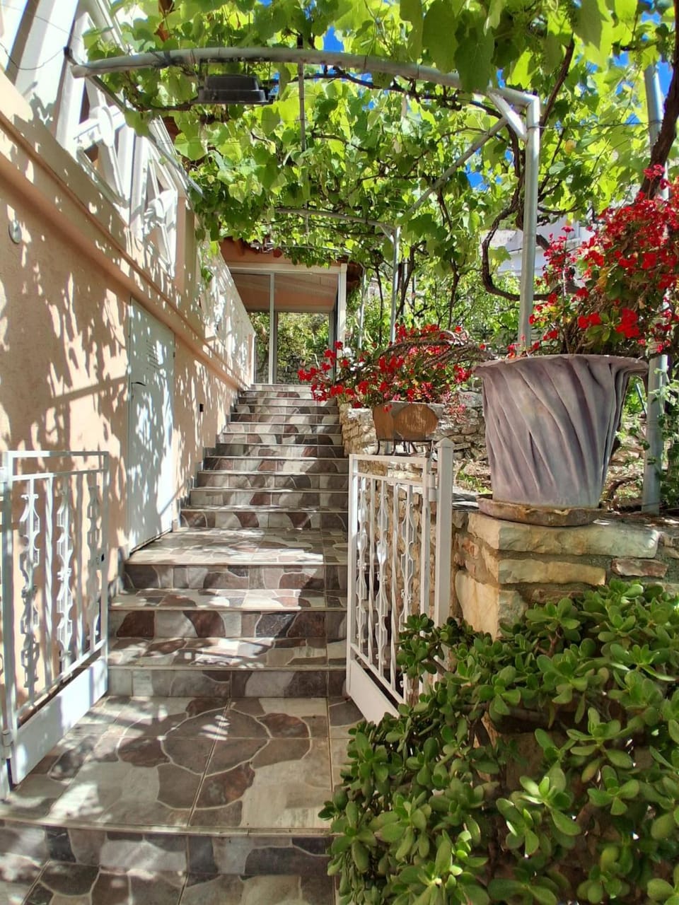 Villa Nefeli Villa in Vlorë County, Albania