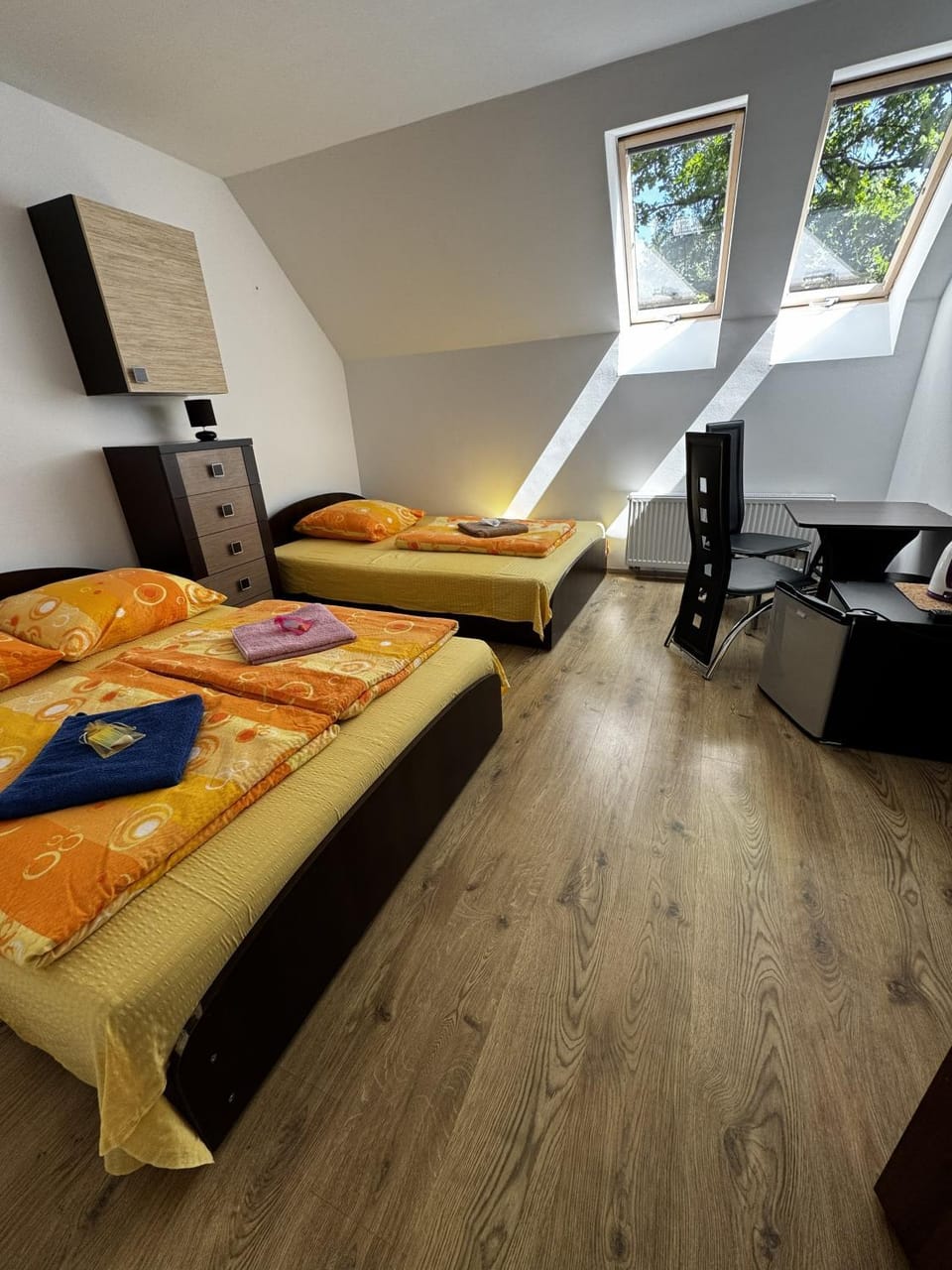 Bed, Photo of the whole room