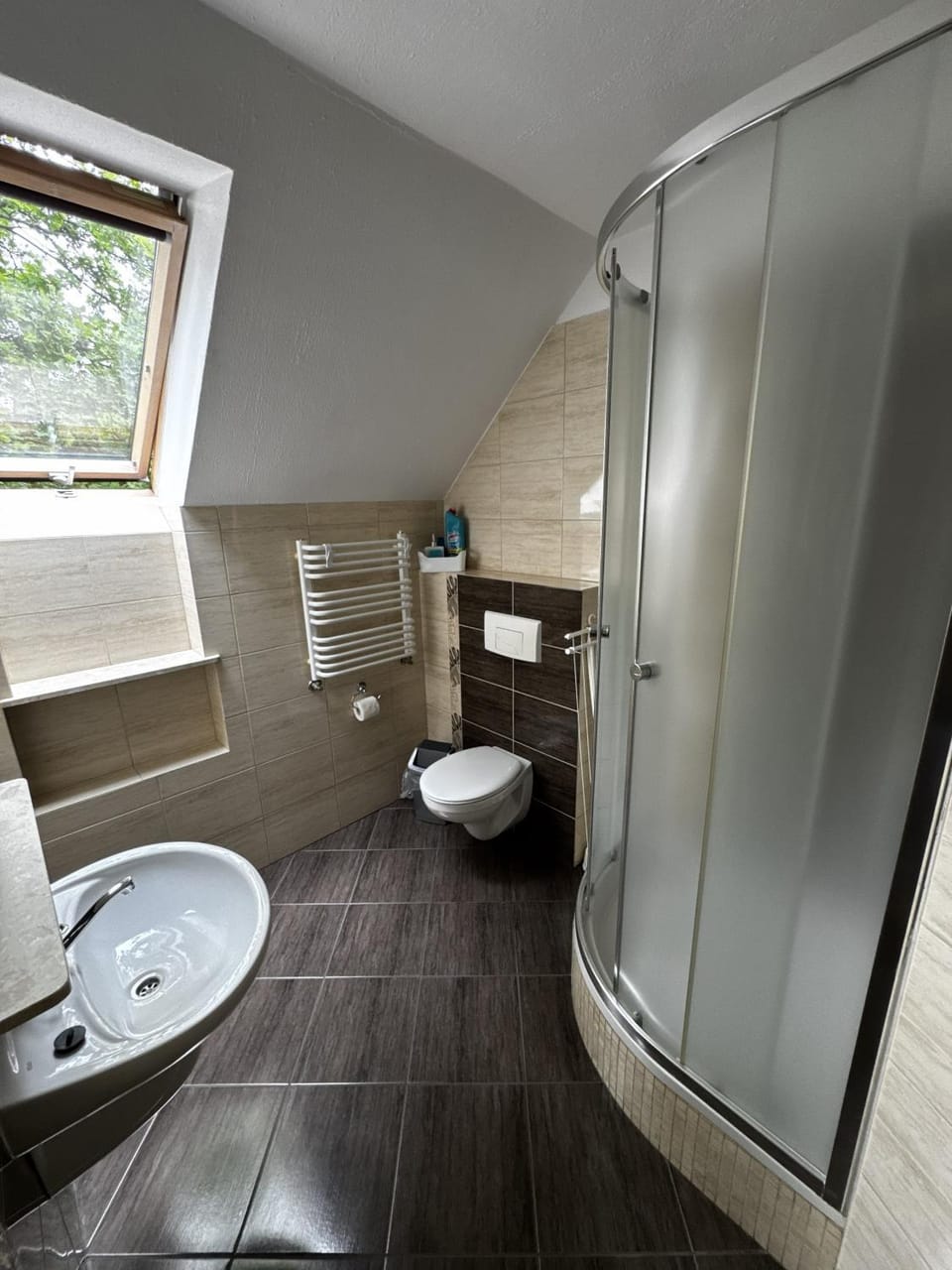 Shower, Toilet, Bathroom