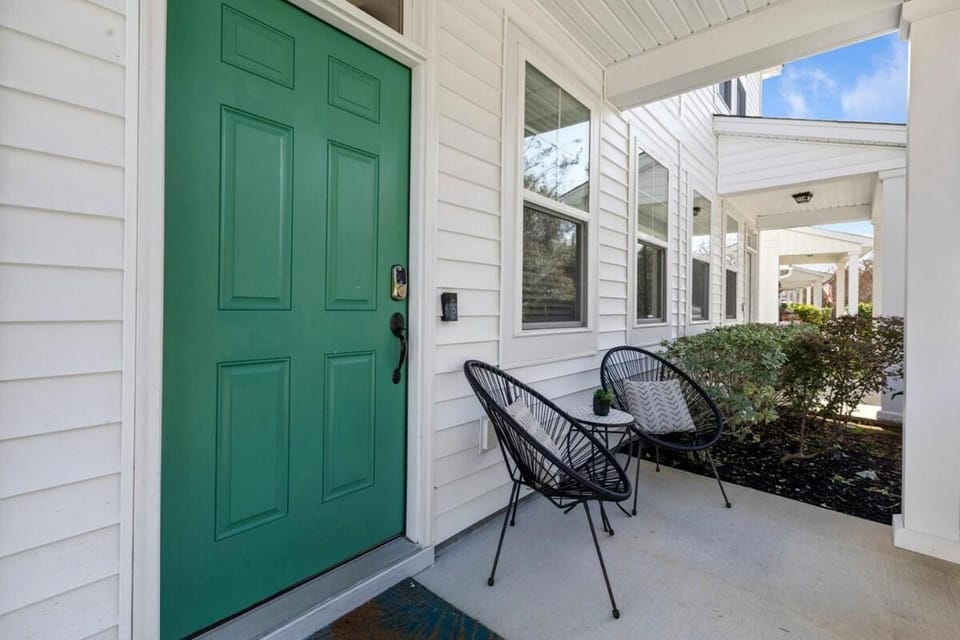 Creekside Bungalow-Park Circle-15m dtwn CHS House in North Charleston