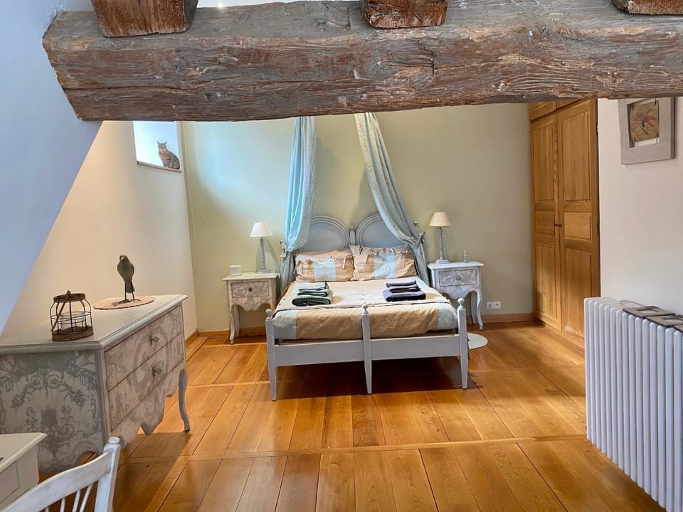 Le Mouton Bleu Bed and Breakfast in Nouvelle-Aquitaine