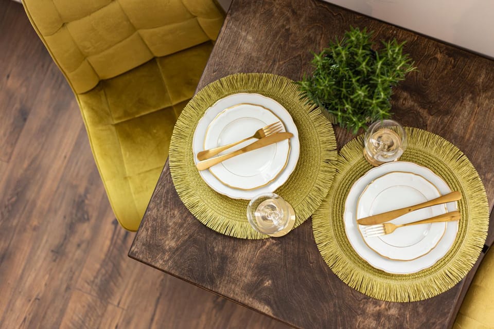 Food and drinks, Dining area