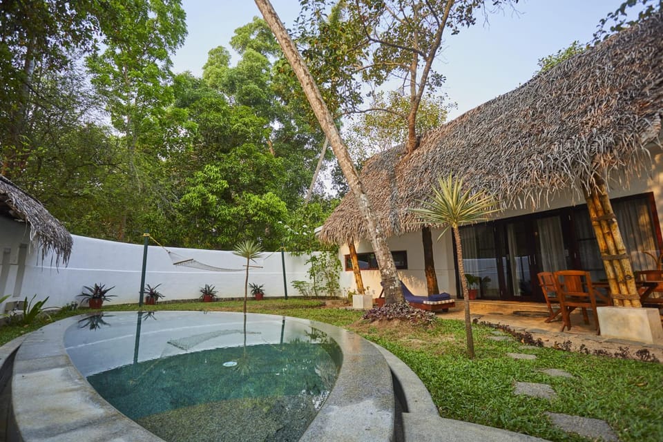 Garden, Seating area, Garden view, Swimming pool, Inner courtyard view