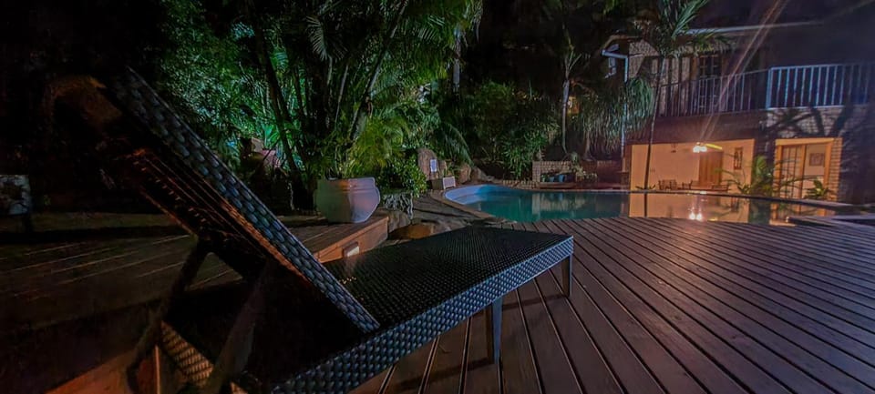 Property building, Evening entertainment, Swimming pool, Breakfast