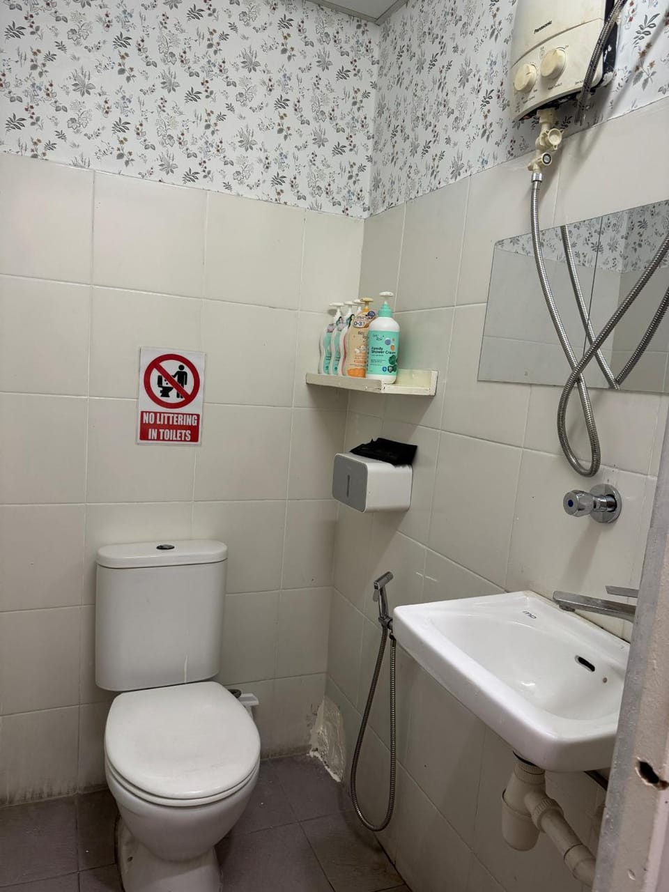 Shower, Toilet, Bathroom