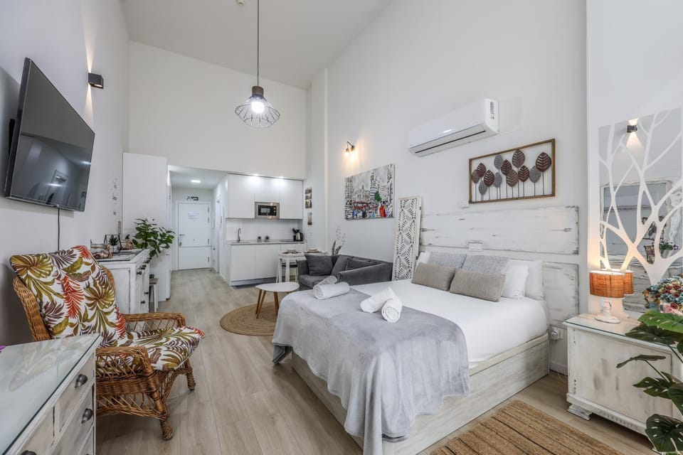 Fancy Studio with Terrace & Pool - Madrid South Apartment in Madrid