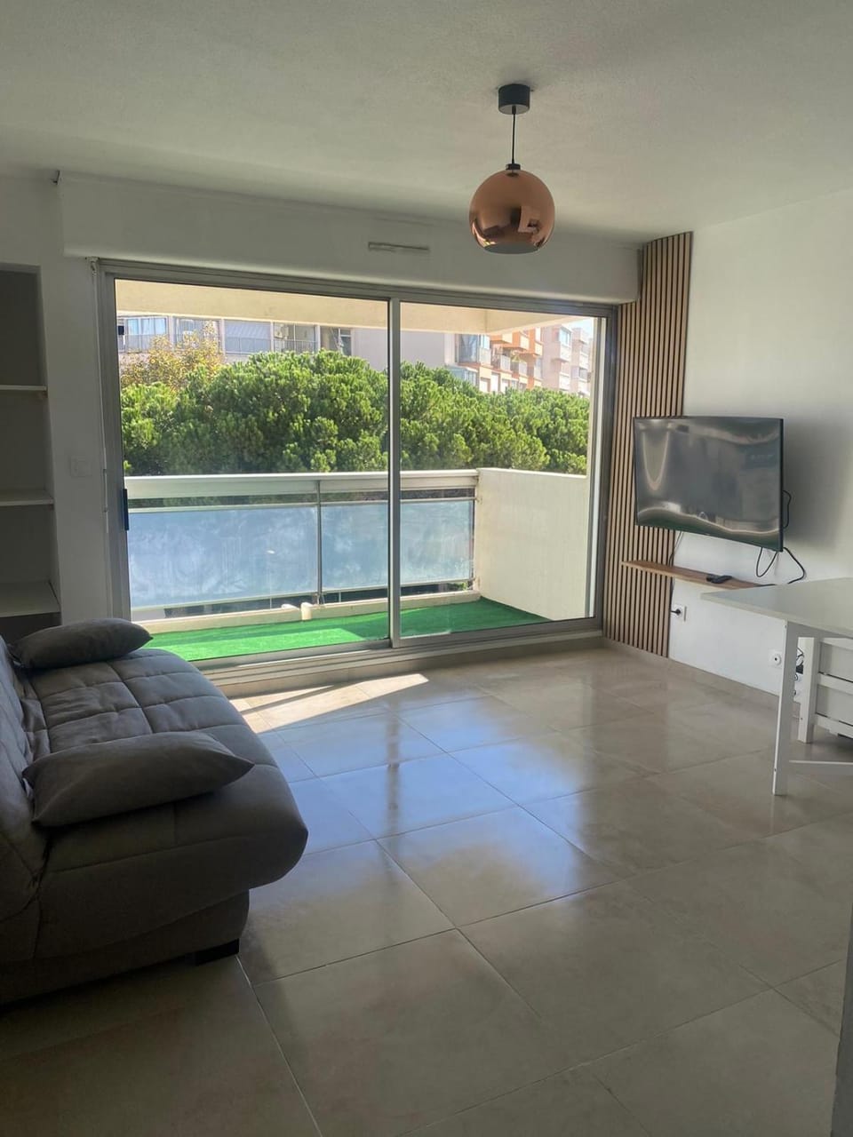 Natural landscape, TV and multimedia, Balcony/Terrace, Living room