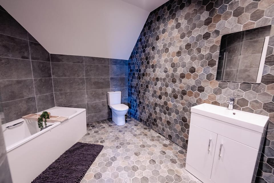 Toilet, Bathroom, Bath