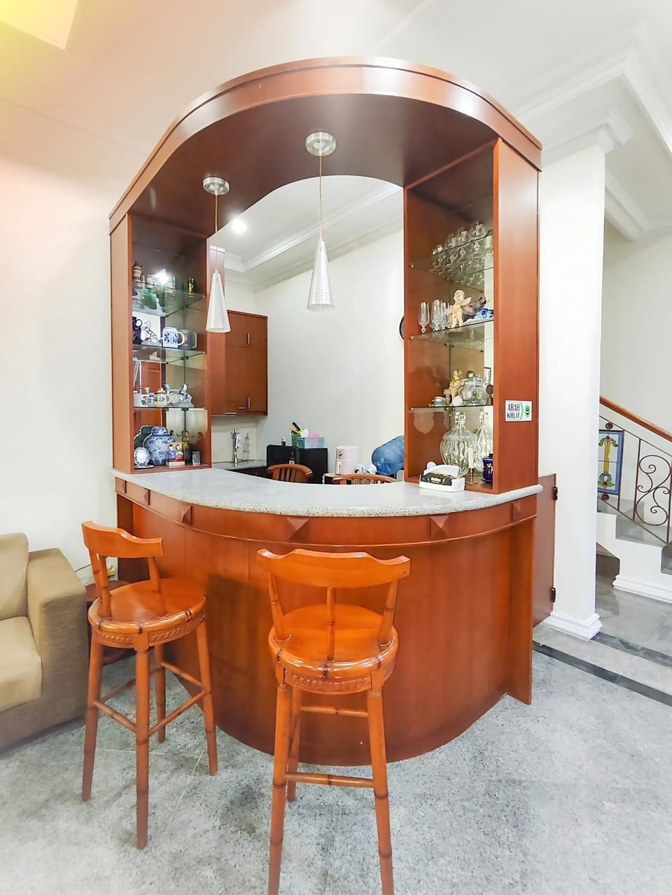 Communal lounge/ TV room, Karaoke, Kitchen or kitchenette, Living room, Lounge or bar, Seating area
