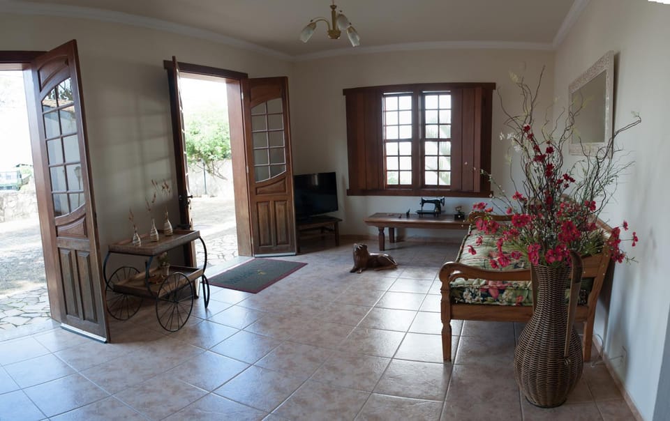 Lobby or reception, Internal: Not applicable to any particular room