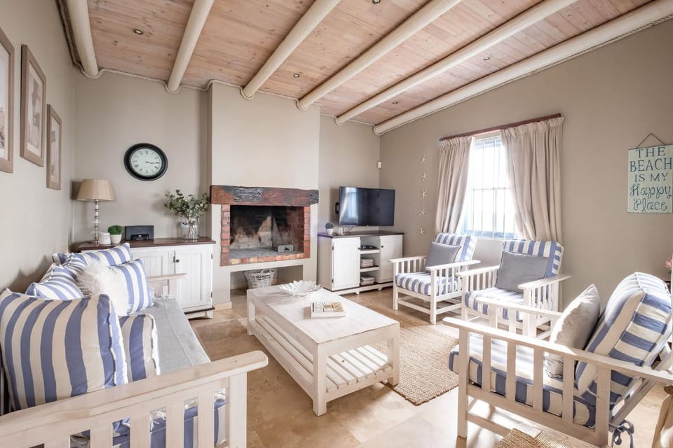 BBQ facilities, Living room, Seating area