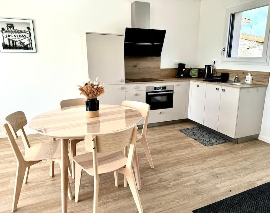 Les Gites des jardins d'Oscar l'Appartement Apartment in Nouvelle-Aquitaine