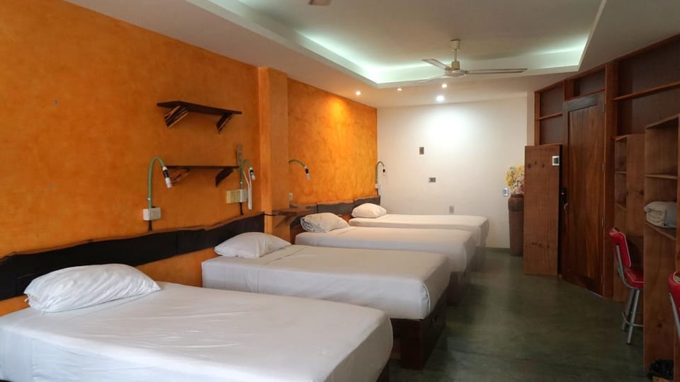 Madre Tierra Hostal Bed and Breakfast in Puerto Escondido