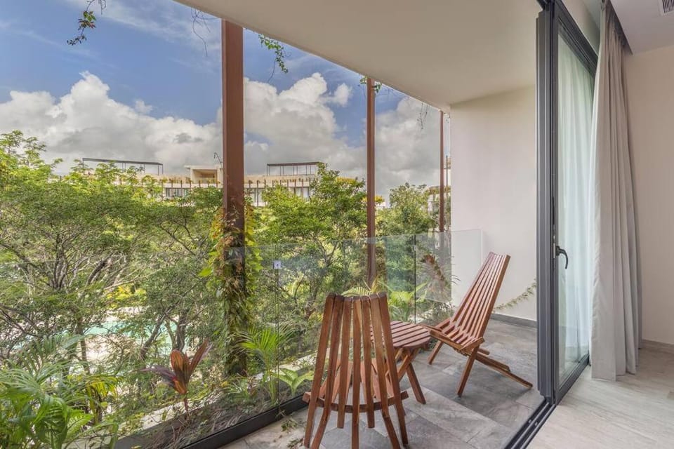 Stunning 2 bd Mistiq PH rooftop private pool Apartment in State of Quintana Roo