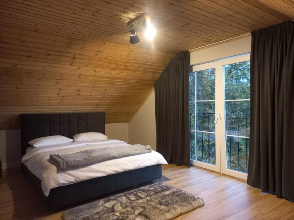 Ferma Grozea Nature lodge in Romania