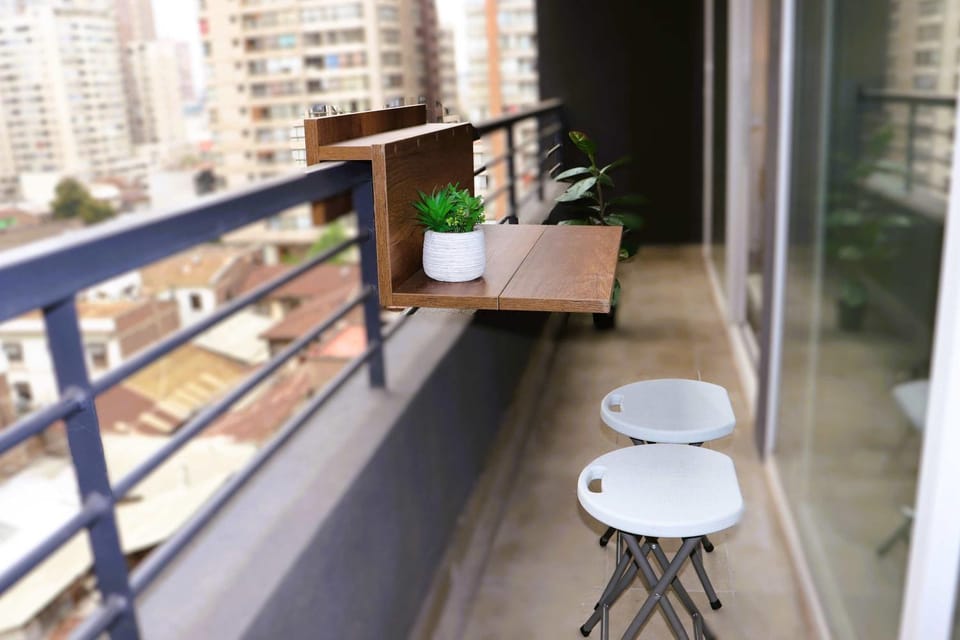 HOM l Pasos MetroSantaLucía Cálido Wifi Alameda Apartment in Santiago