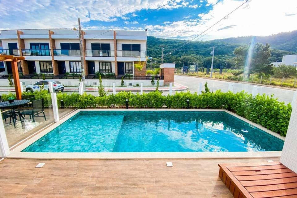 Apartamento sofisticado na Praia de Palmas - 0120 Apartment in Florianopolis