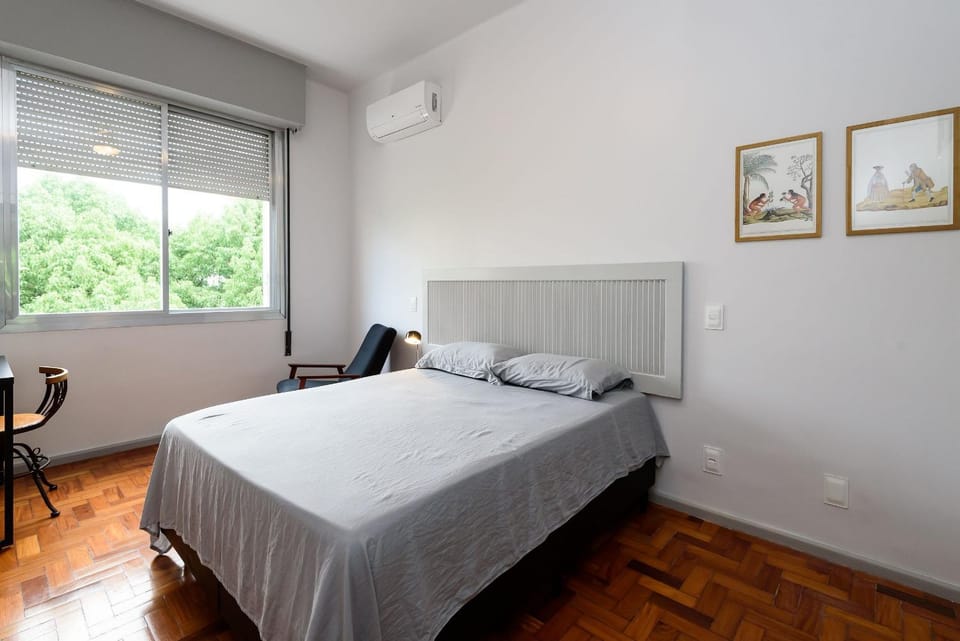 Bed, Photo of the whole room, Bedroom, air conditioner