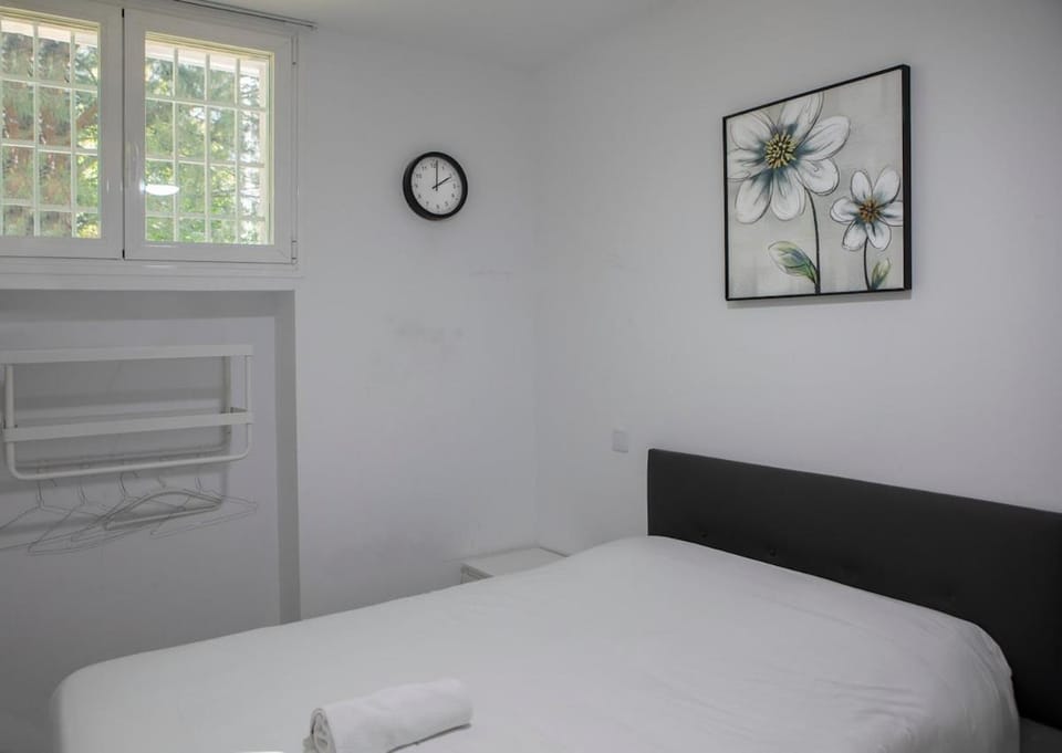 Rooms Chima Apartment in Madrid