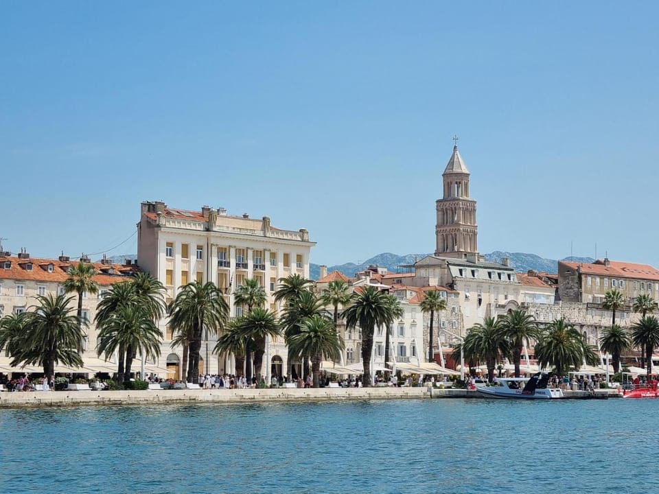 Nearby landmark, Day, City view, Landmark view, Sea view, Location