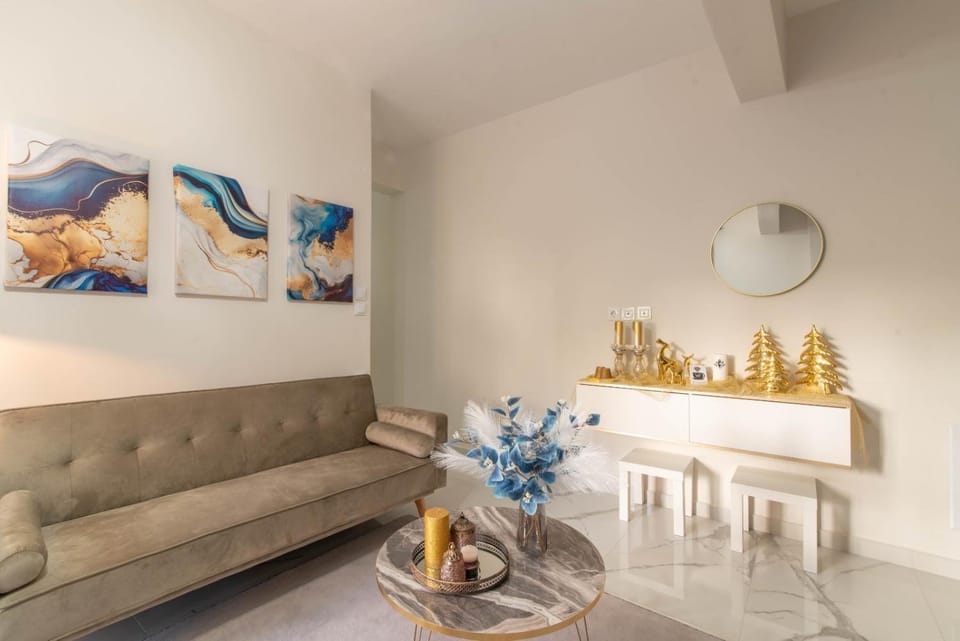 Living room, Decorative detail