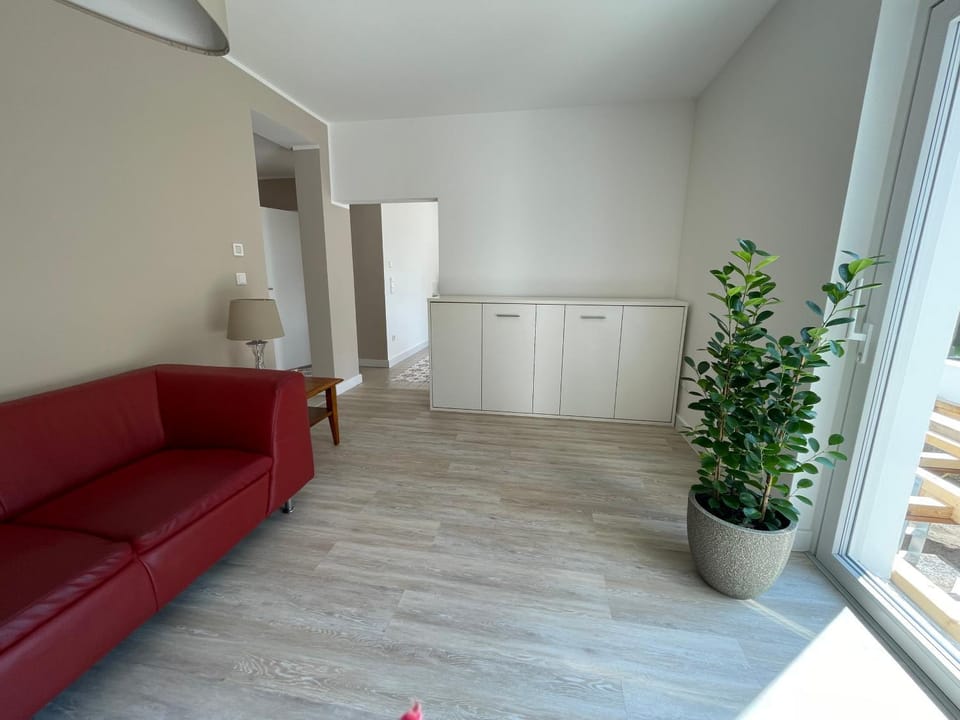 Offene Wohnung mit zwei Einzelbetten und Schlafzimmer mit Doppelbett Apartment in North Rhine-Westphalia