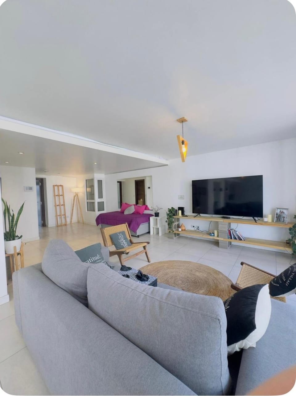 "Experiencia Premium en Piso 200 mts Barrio Güemes con dos Suites y dos cocheras" Apartment in Mar del Plata