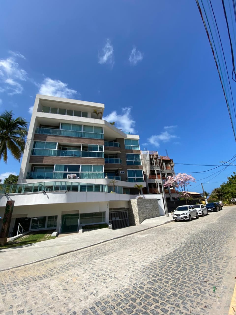 Property building, Street view, Location, Parking