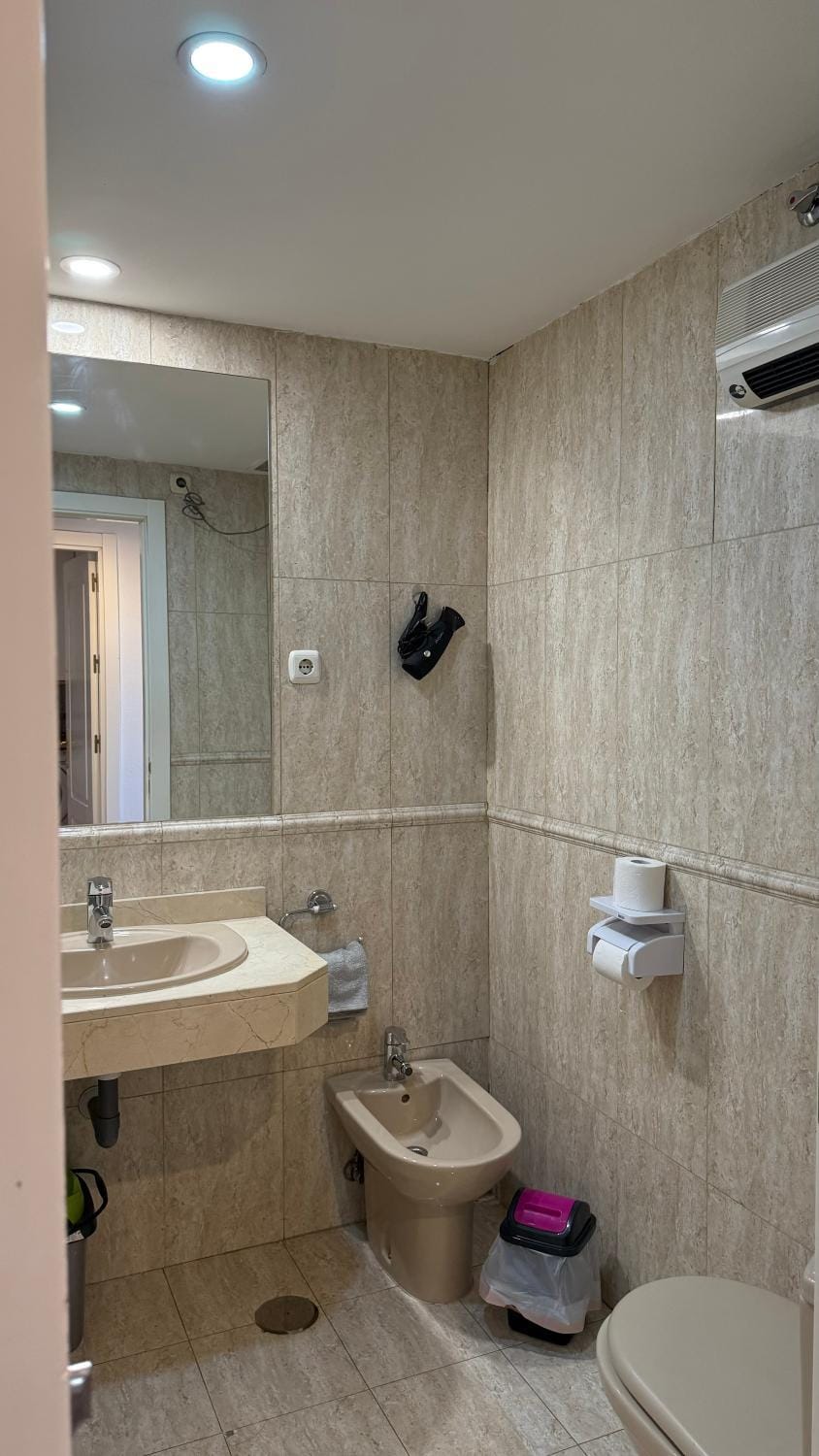 Plenilunio Apto turistico deyanira wanda ifema Apartment in Madrid