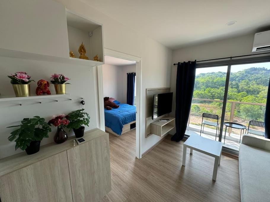 Phyll Phuket - Luxury Resort-Style Comfort Apartment in Kathu