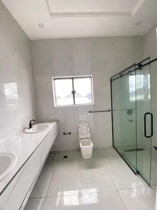 HST - 3BED Duplex Chevron - Lekki House in Lagos, Nigeria