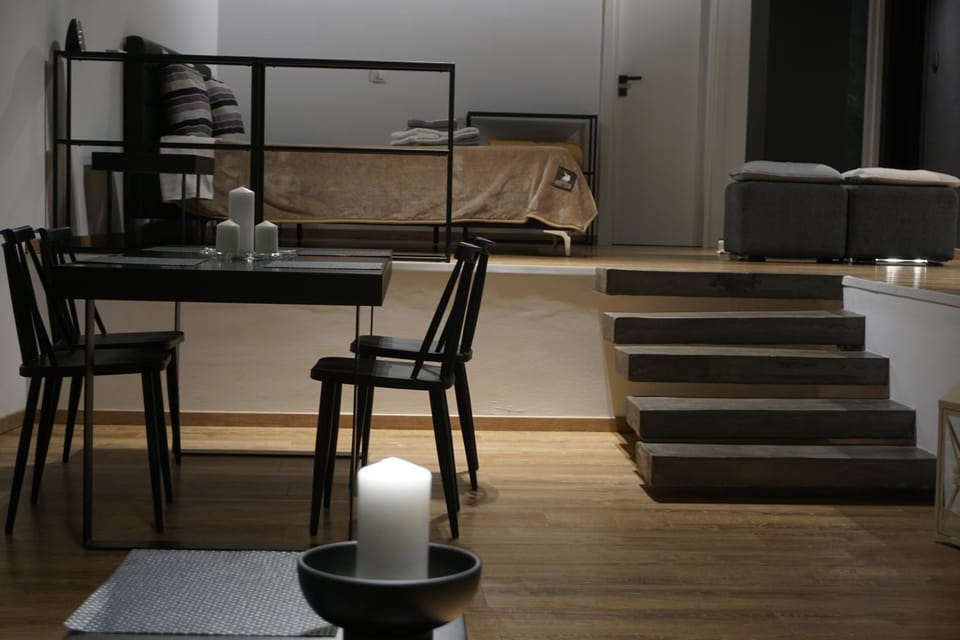 Living room, Seating area, Dining area
