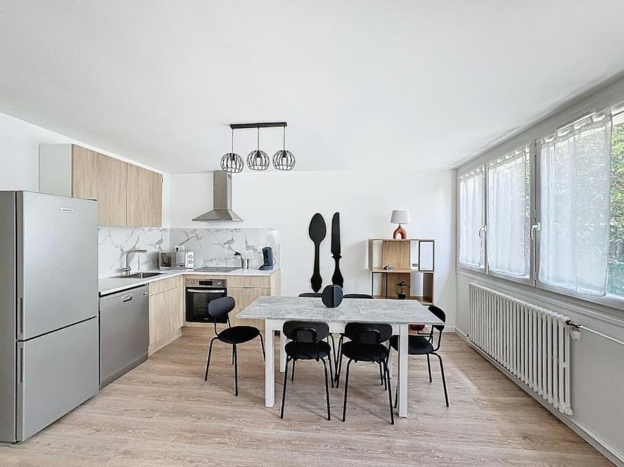 Appart cozy dans le centre-ville, 6 pers Apartment in Île-de-France