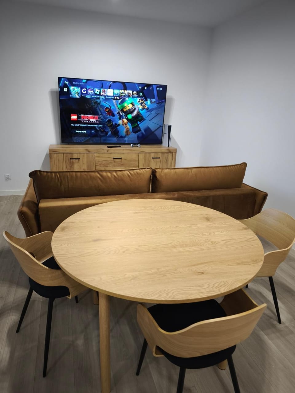 W centrum NOWY Kameralny Apartamenta, Duży Parking, FV, Luksusowo wyposażony, PlayStation 5, Balkon, Klimatyzacja, Taras, Winda, Wyposażona kuchnia Apartment in Pomeranian Voivodeship