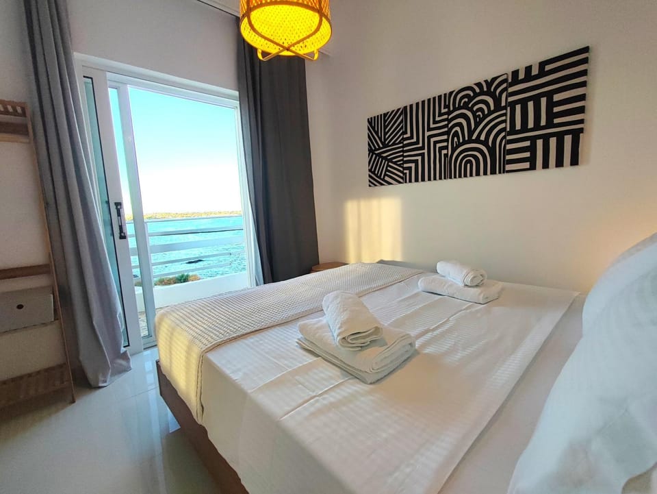 Bed, View (from property/room), Bedroom, Sea view