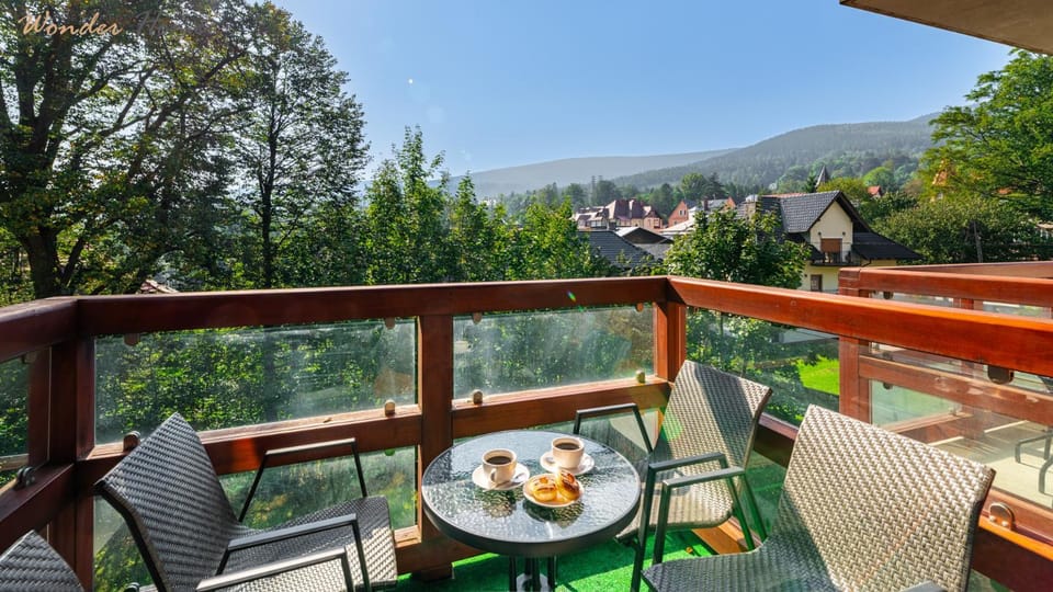 Day, Natural landscape, View (from property/room), Balcony/Terrace, Mountain view
