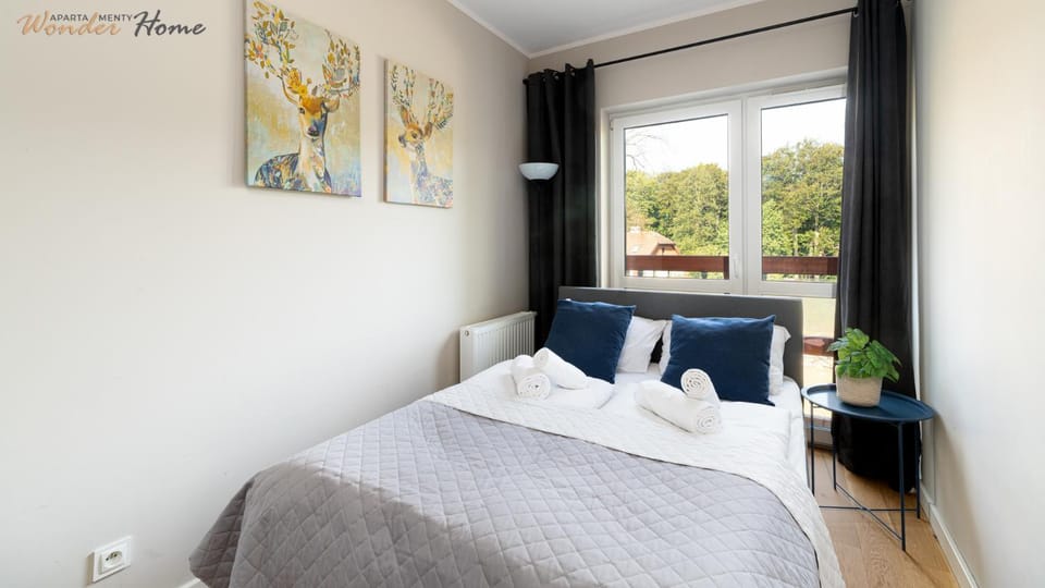 Bed, Photo of the whole room, Bedroom, towels, wardrobe