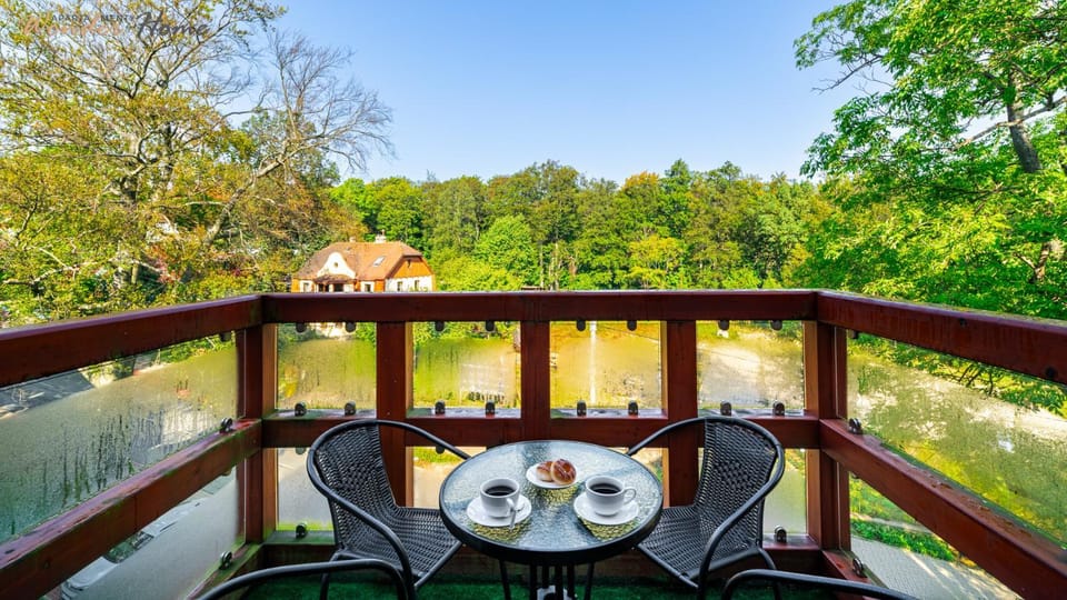 Natural landscape, View (from property/room), Balcony/Terrace, Seating area