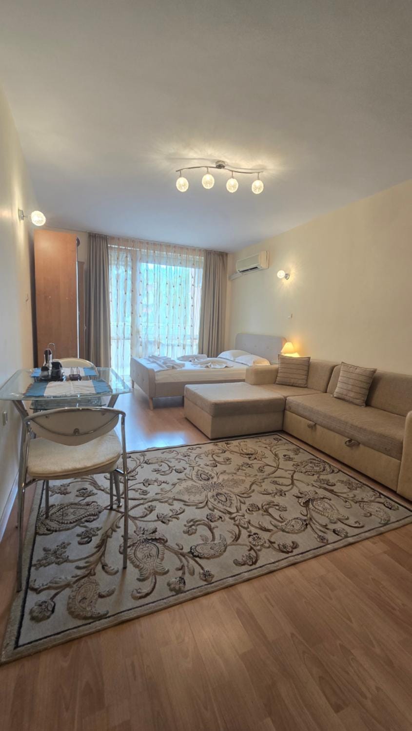 Photo of the whole room