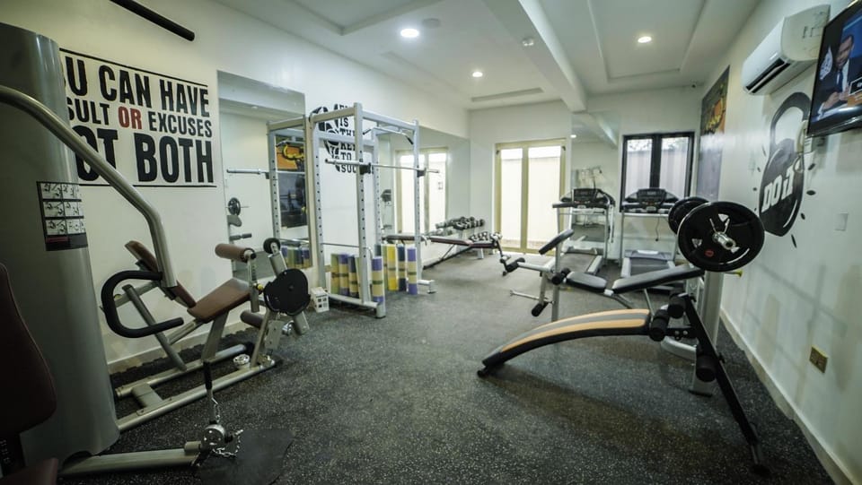 Deluxe Luxurious Room - Pool - Spa - Gym - Parking House in Lagos, Nigeria