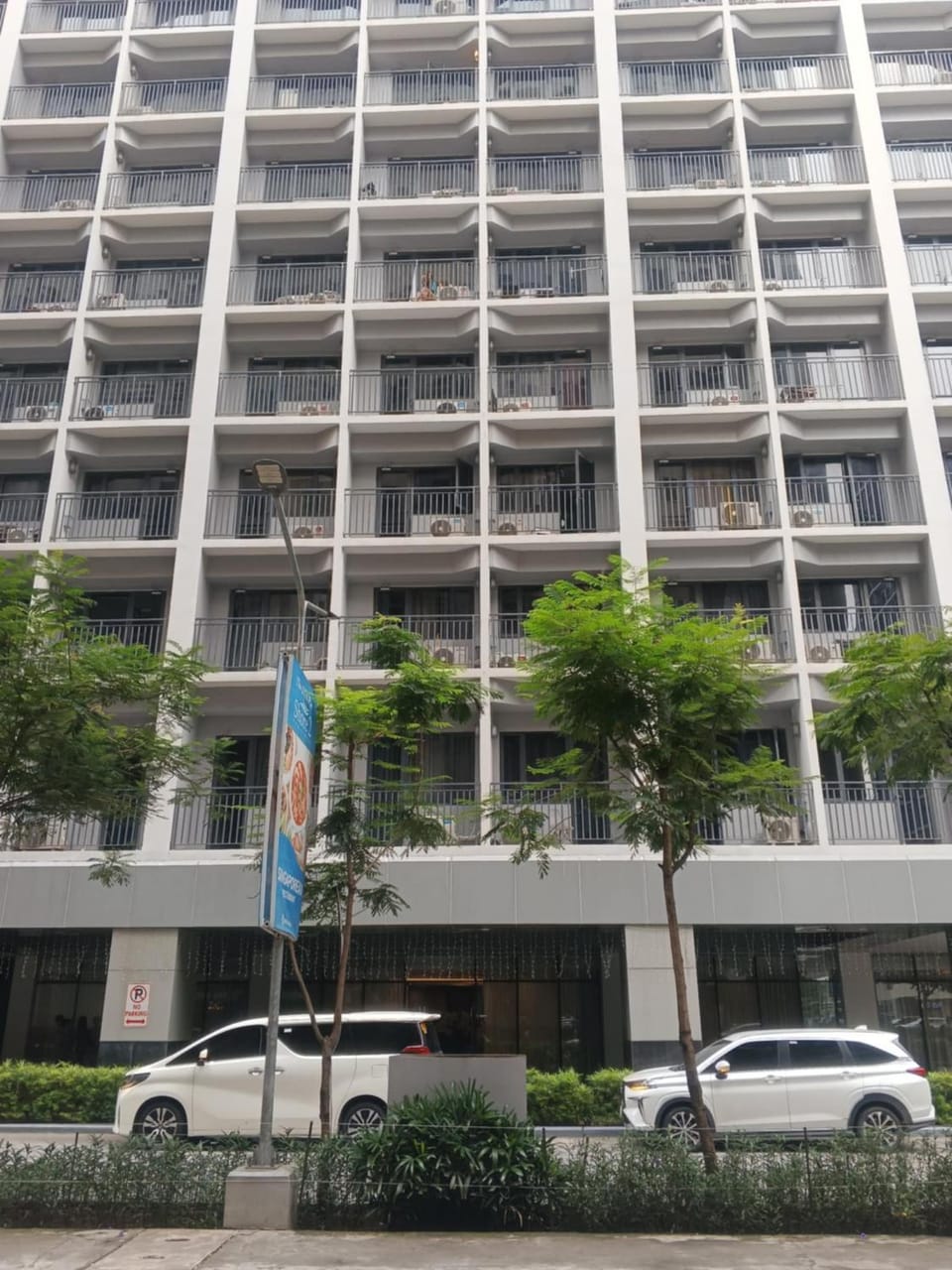 Shore 2 Residences Mall of Asia staycation Apartment in Pasay