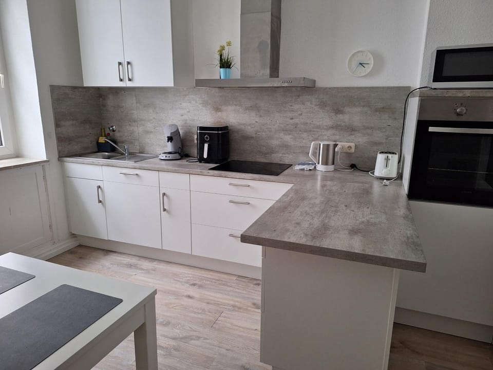 Alicante privat room 5min walk from Railstation Vacation rental in Koblenz