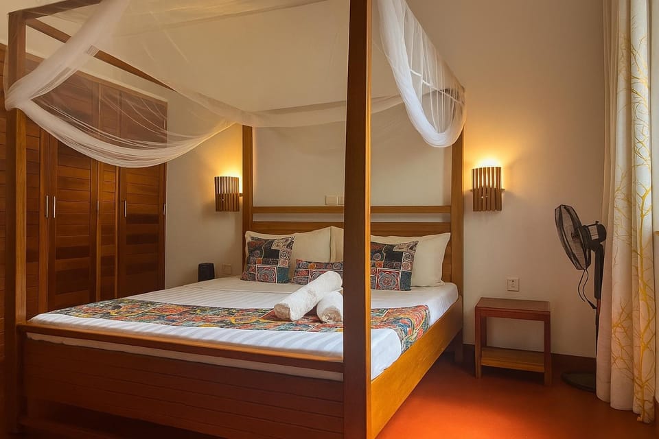 Bed, Photo of the whole room, Bedroom, towels, wardrobe