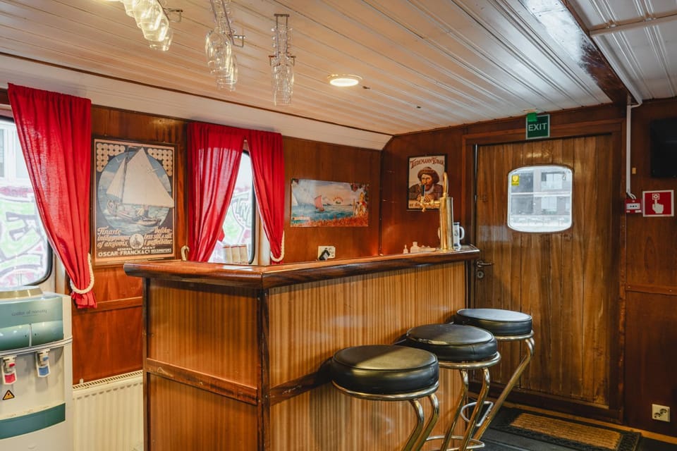 4 H arctic explorer cruise with cabin Cabin in Tromso