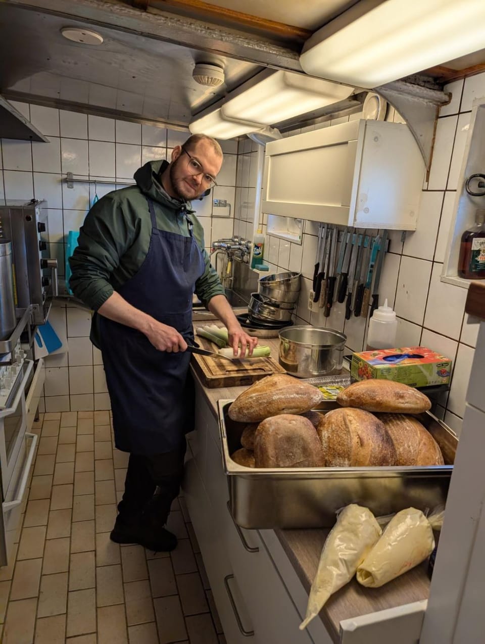 4 H arctic explorer cruise with cabin Cabin in Tromso