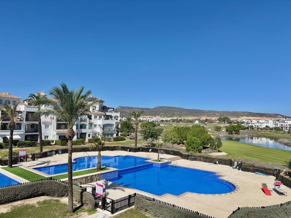 Balcony/Terrace, Mountain view, Pool view