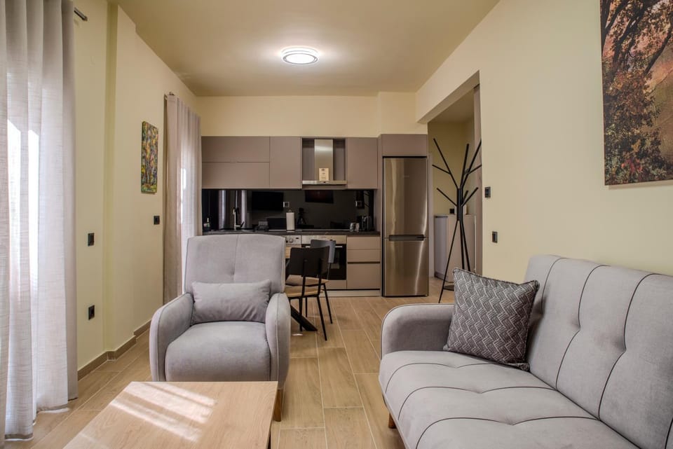 Kitchen or kitchenette, Living room, Seating area